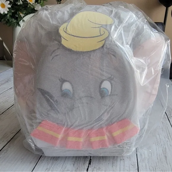 Disney Dumbo Loungefly Cosplay Mini Backpack NWT - Picture 6 of 7